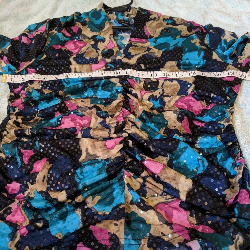 Gently Used Rafaella Ruched Bling Top Size Large - Picture 7 of 8
